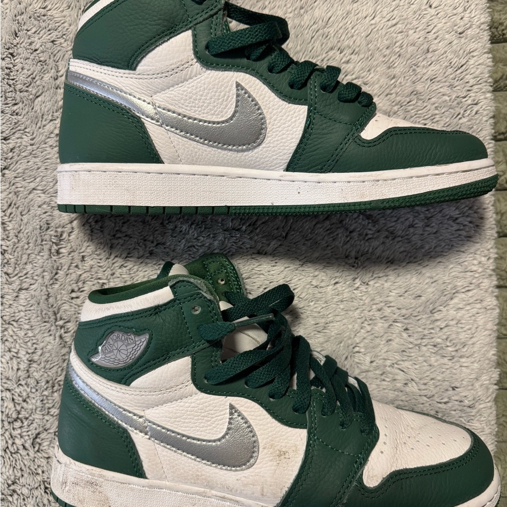 Jordan Kids High-Top Sneakers in Green, White & Silver